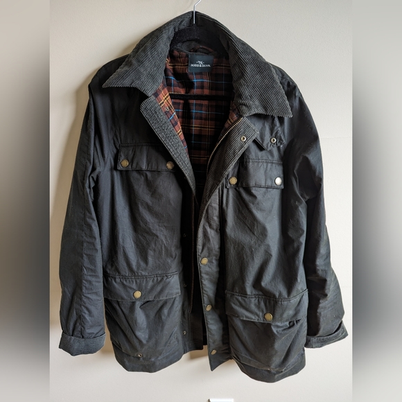 Rodd and Gunn Glenorchy 4 oz Waxed Field Jacket in Dark Olive - Picture 2 of 4